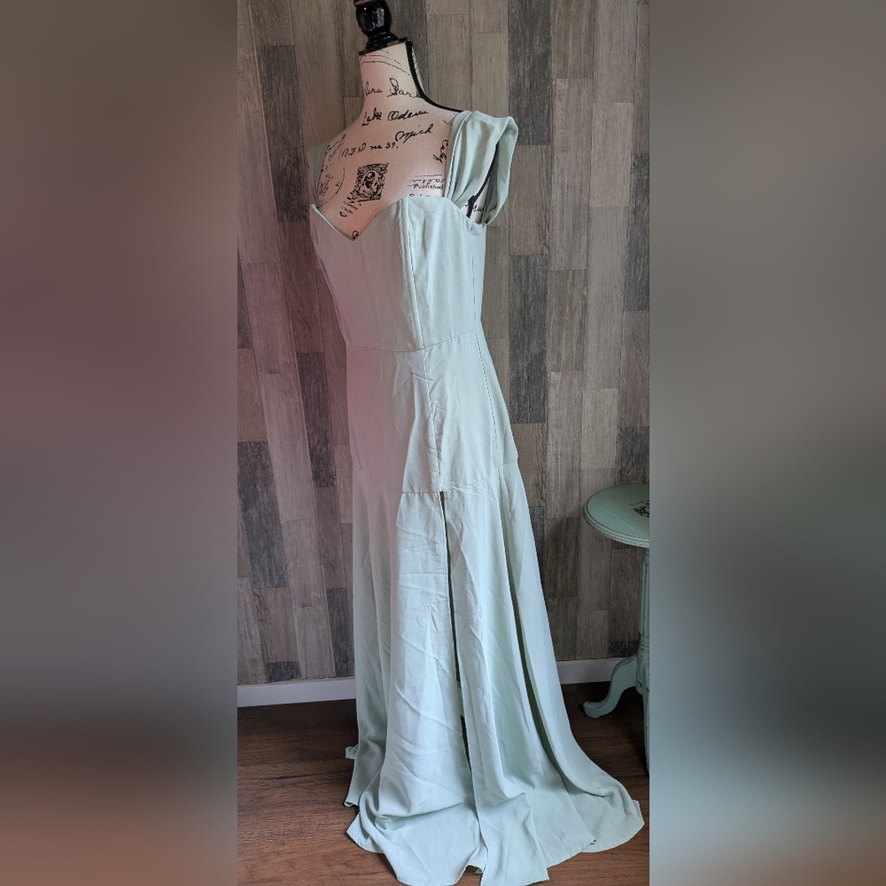 Dear Emilia NWT Gown/ Maxi Dress